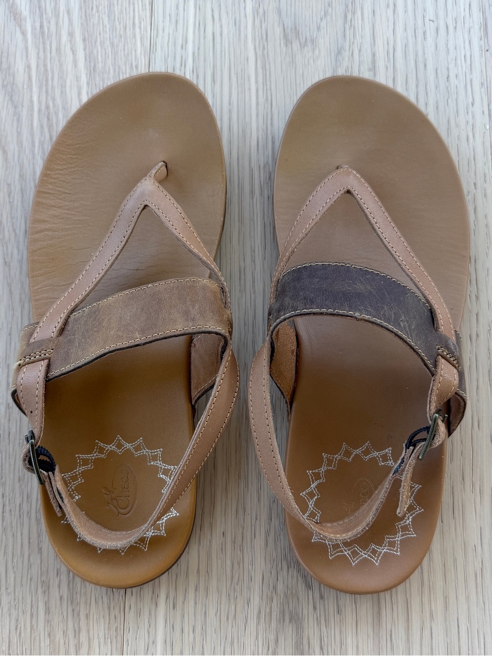 Chaco Women's Genuine Leather Flip Flop Sandals - Picture 2 of 7